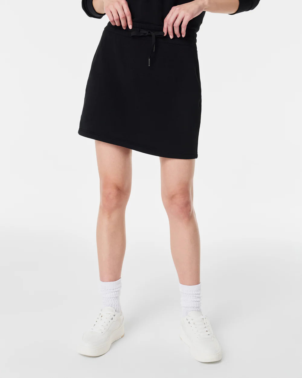 AirEssentials 14"Black Skort