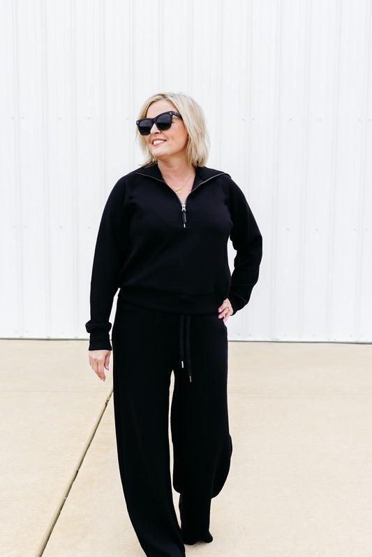 AirEssentials Very Black Half Zip Top