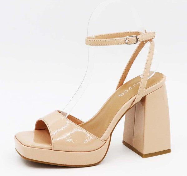 Layne Platform Sandals