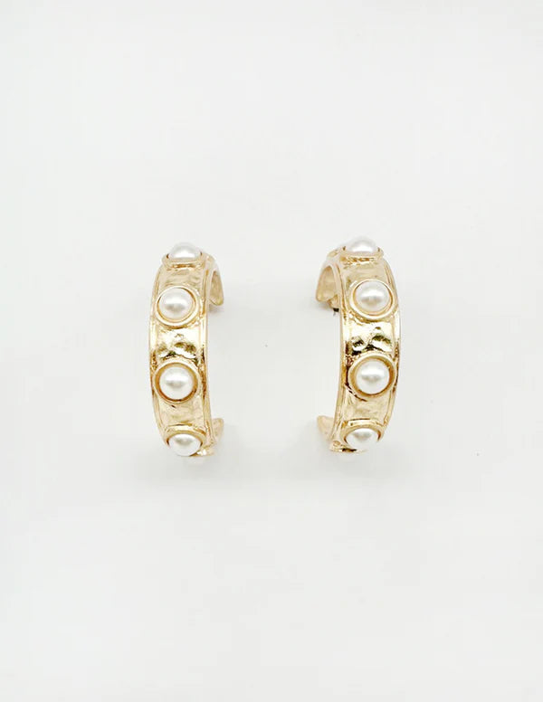 Pretty Comes Easy Pearl Hoop Earrings
