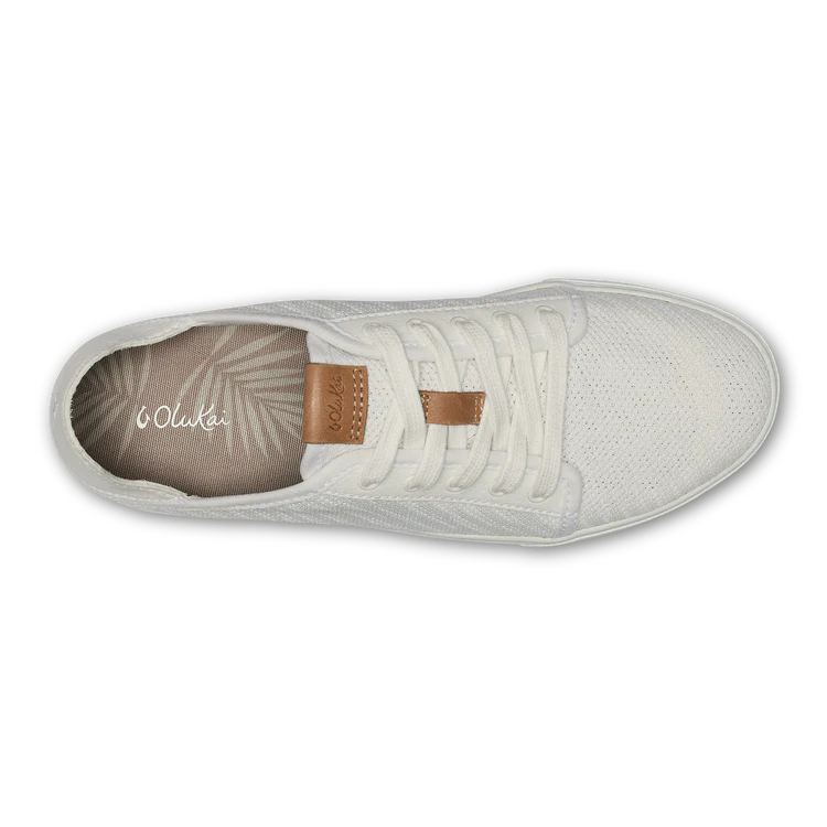 Pehuea White Sneakers