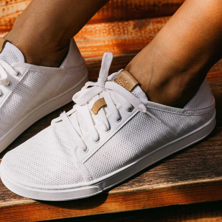 Pehuea White Sneakers