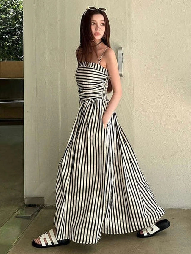 Crisp Contrast Dress