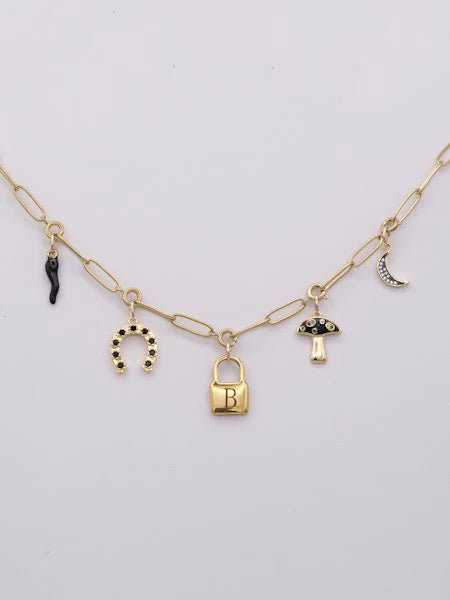 Off The Hook Clasp Necklace