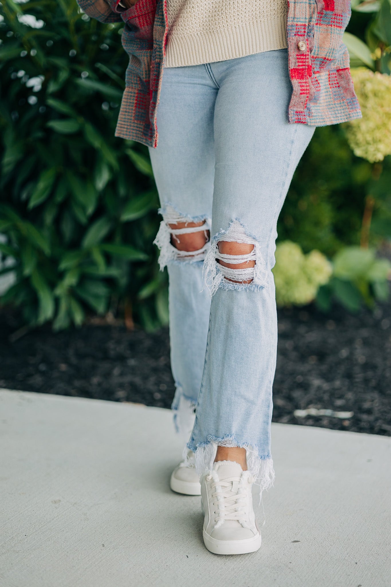 Happi Medium Wash Cropped Flare Denim
