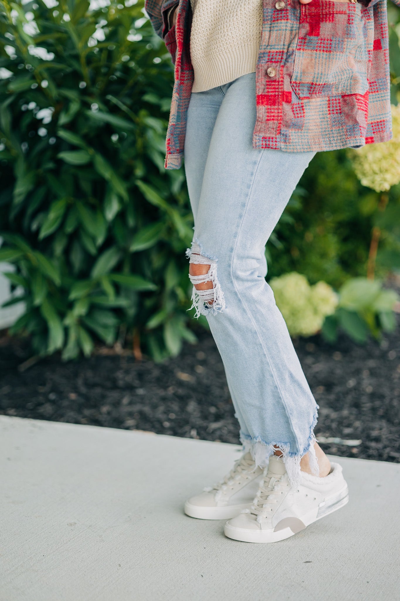 Happi Medium Wash Cropped Flare Denim
