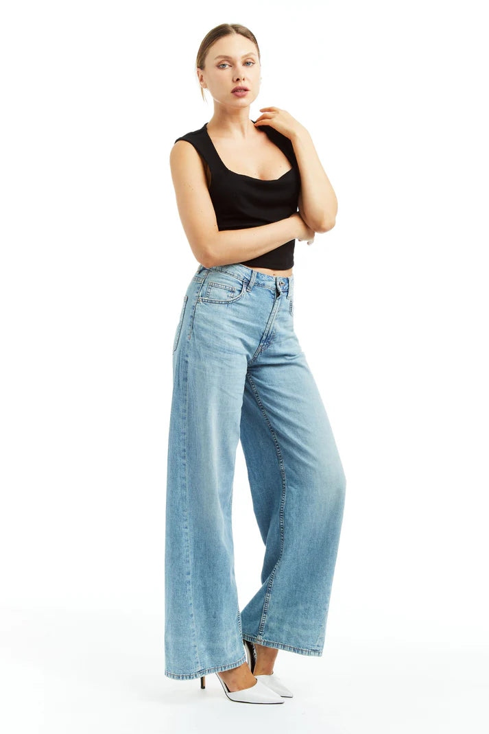 Bridget Wide Leg Curved Outseam Denim