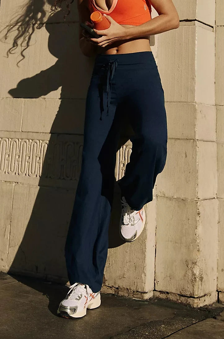 Quick Step Midnight Navy Pants