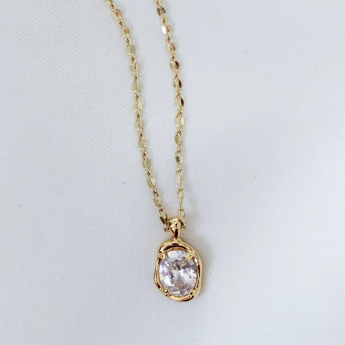 Birdie Necklace