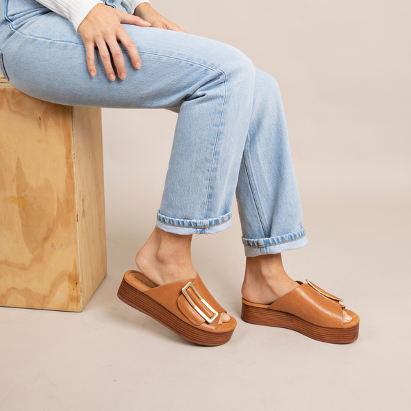 Dover Light Saddle Platform Sandals