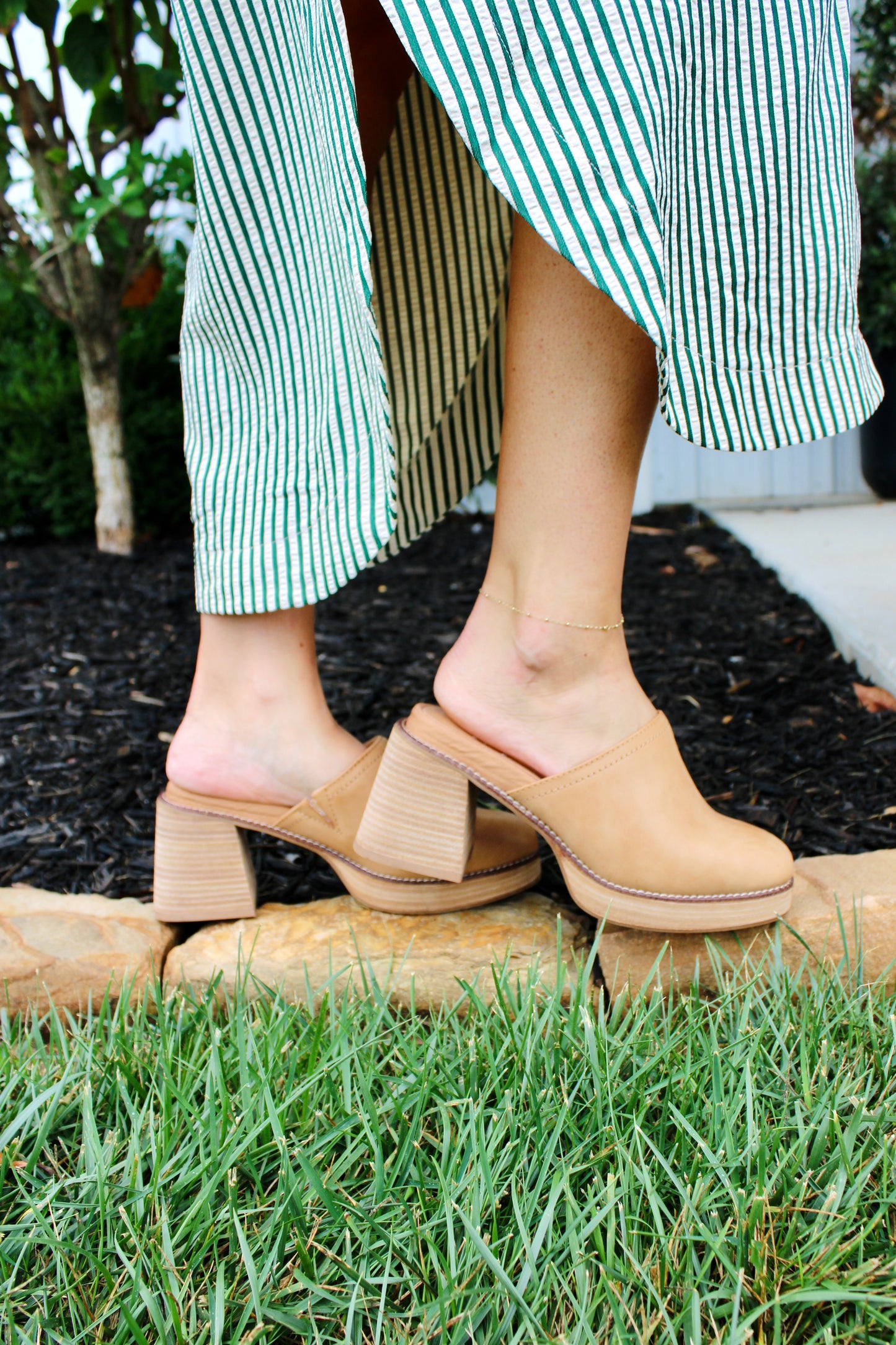 Ivaria Almond Platform Clog