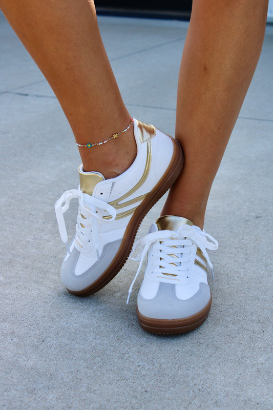 Giana Gold Sneakers