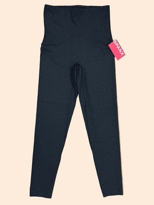 Embossed Leopard Print 7/8 Leggings