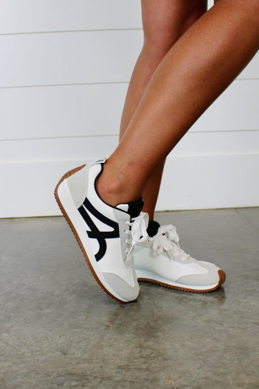 Retro Feelings White Sneakers