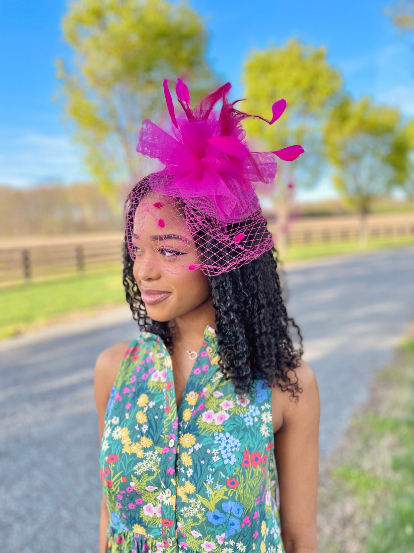 Derby Darling Fuchsia Fascinator