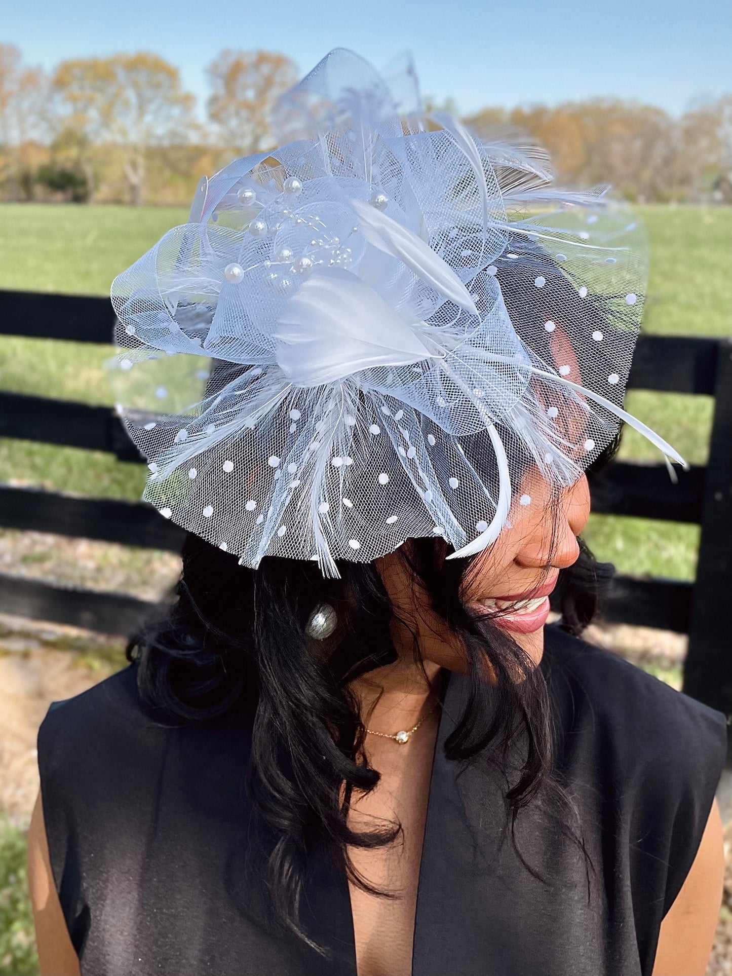 Bet to Win White Fascinator
