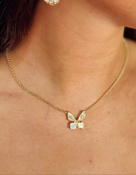 Bianca Butterfly Gold Short Pendant Necklace in White Mix