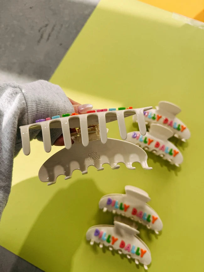 Dilly Dally Hair Clip
