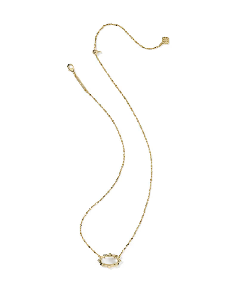 Elisa Scallop Frame Gold Short Pendant Necklace in Natural Mother-of-Pearl