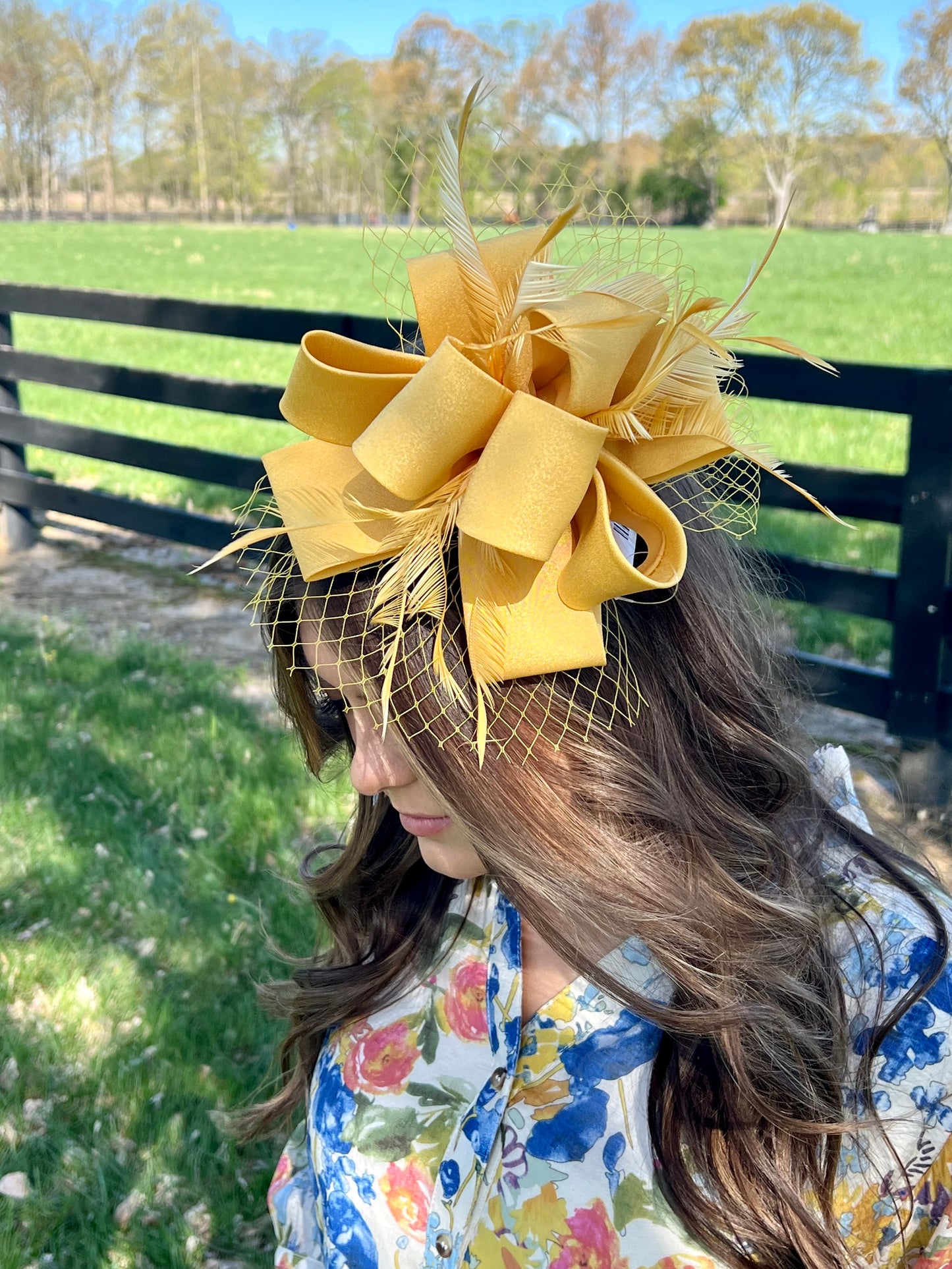 Rosé & Ribbons Gold Fascinator