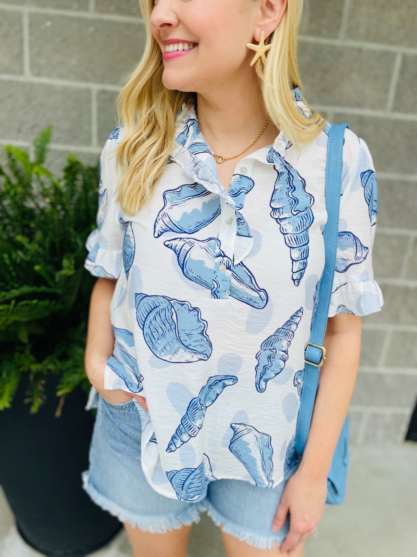 Shell Out Top