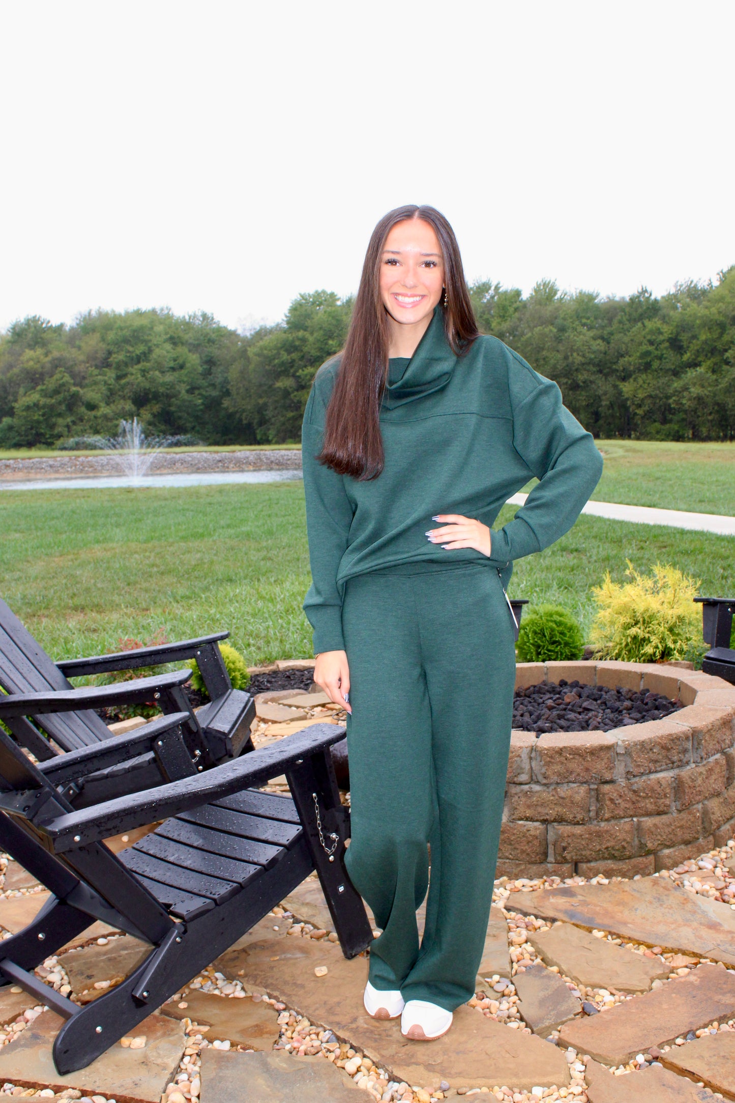 Fillana Mel Pine Mel Pullover Top