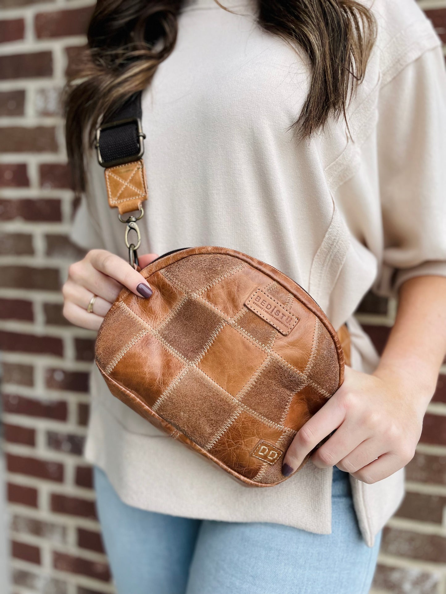 Abundance Tan MR Crossbody