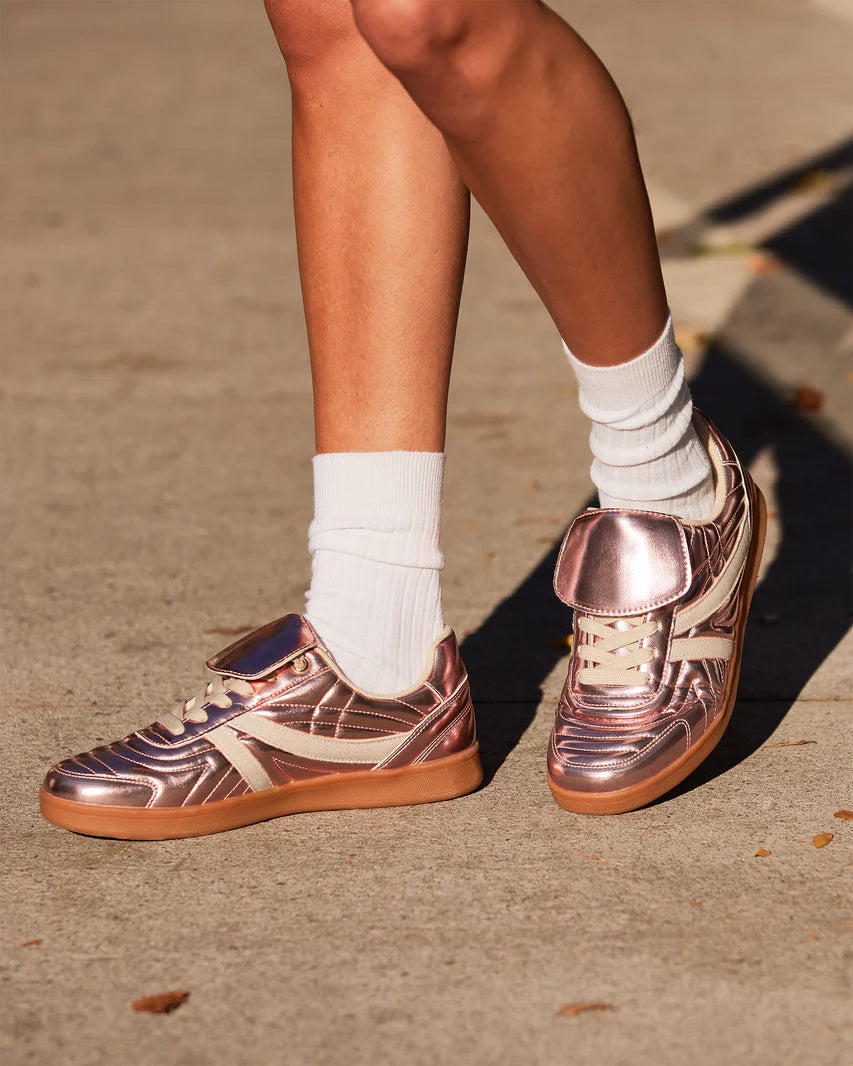 Madrid Pink Metallic Sneakers