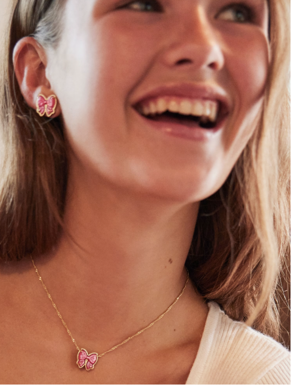 Haley Bow Gold Short Pendant Necklace in Rose Violet Mother-of-Pearl