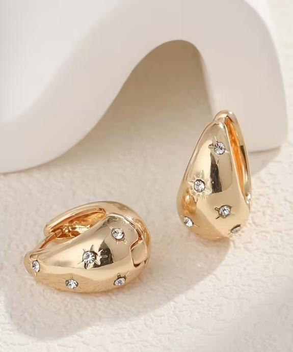 Timeless Touch Earring