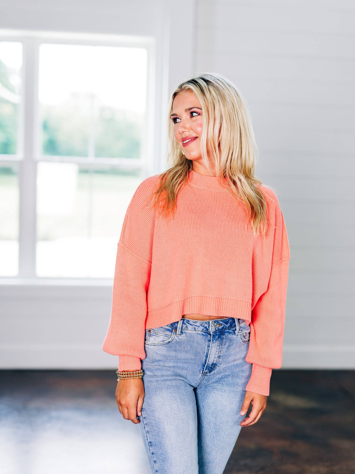 Easy Street Crop Guava Juice Pullover