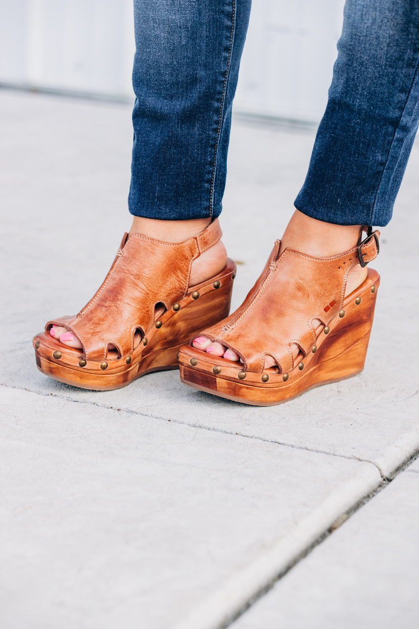 Naiya Tan Dip Dye Wedges