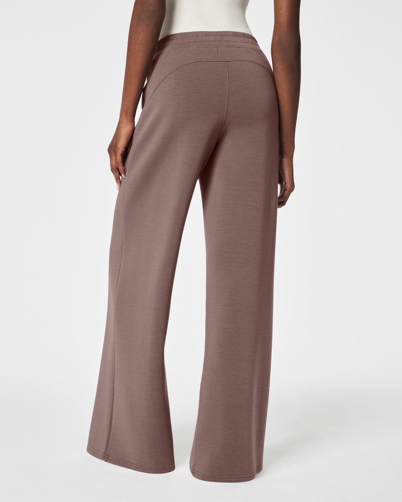 AirEssentials Smoke Wide Leg Pant