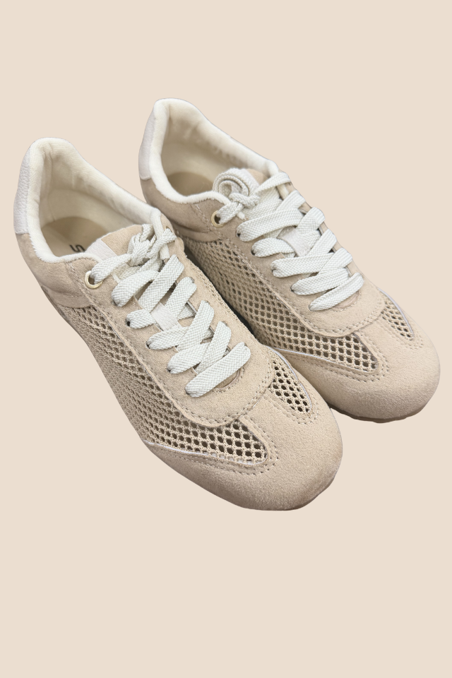 The Lowman Beige Sneaker