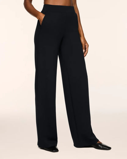 Airessentials Pintuck Very Black Wide Leg Pant