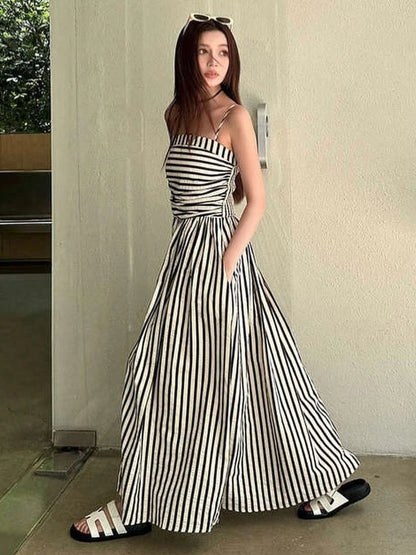 Crisp Contrast Dress