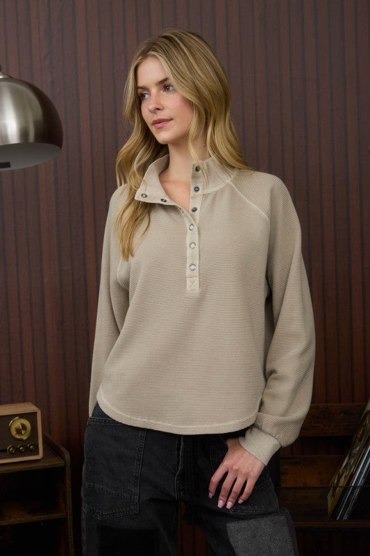 Cabin Escape Mocha Top