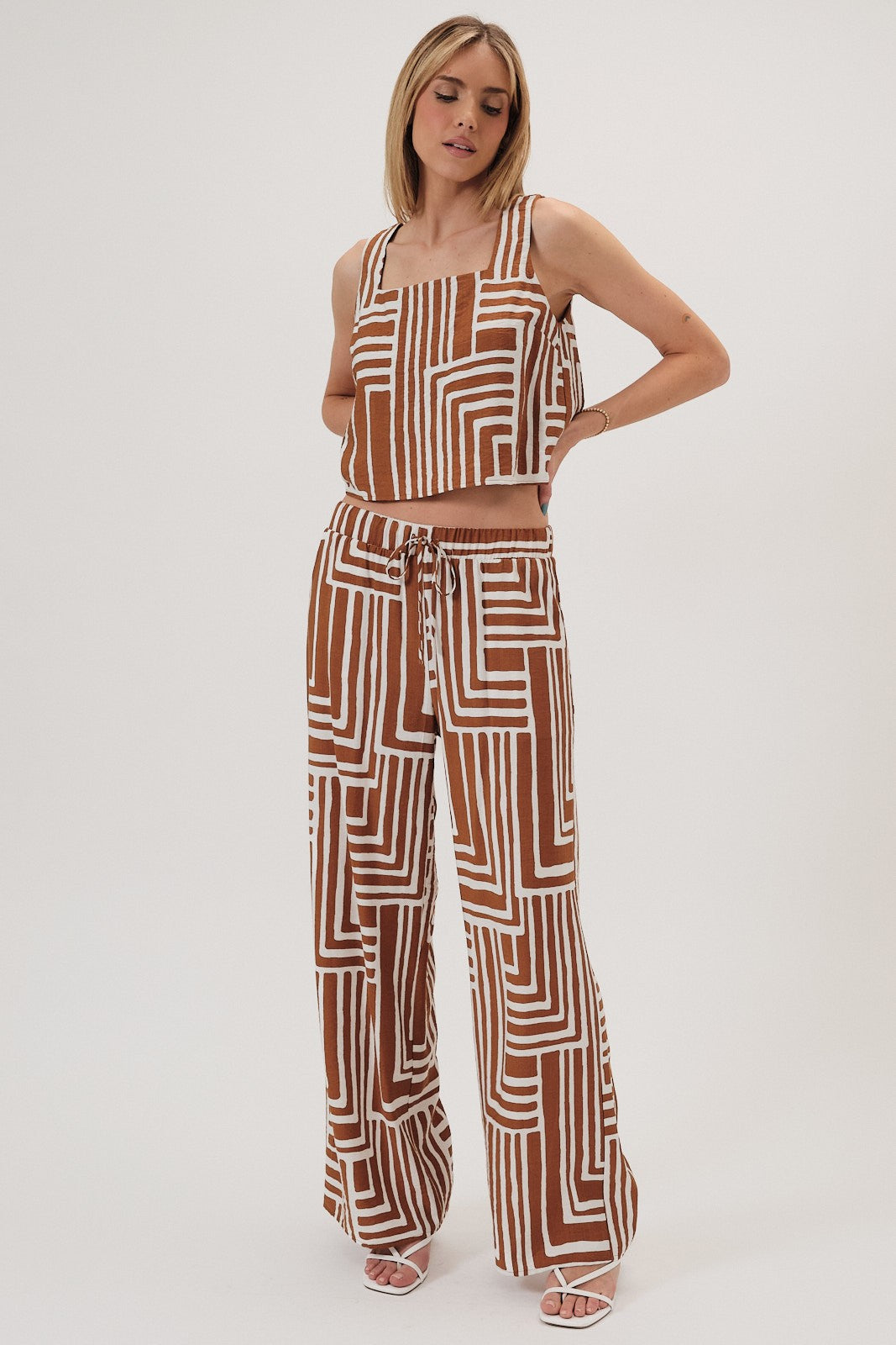 Riviera Geometric Set
