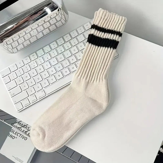 Stripe Hype Cream/Black Socks