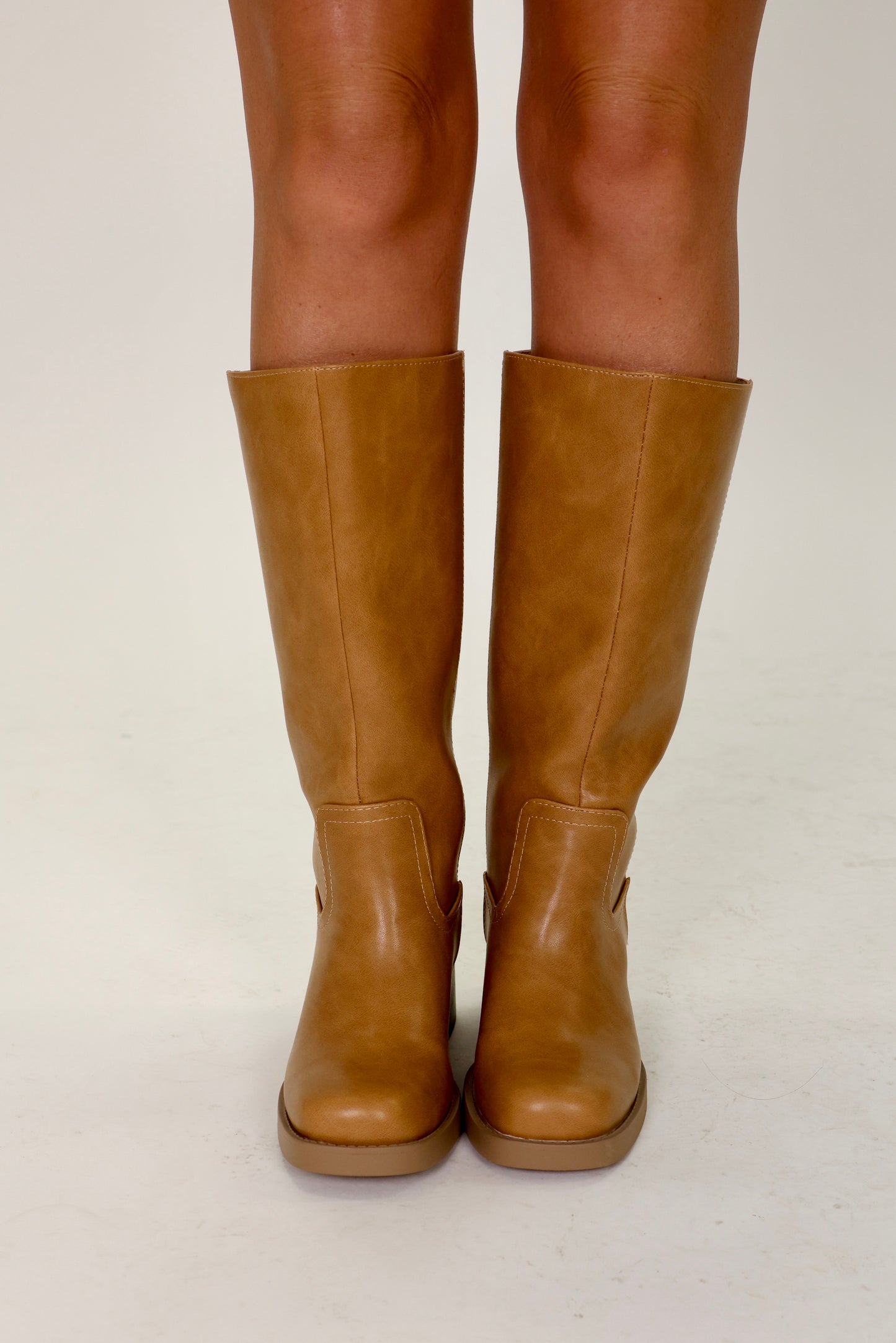 Belvin Natural Boots