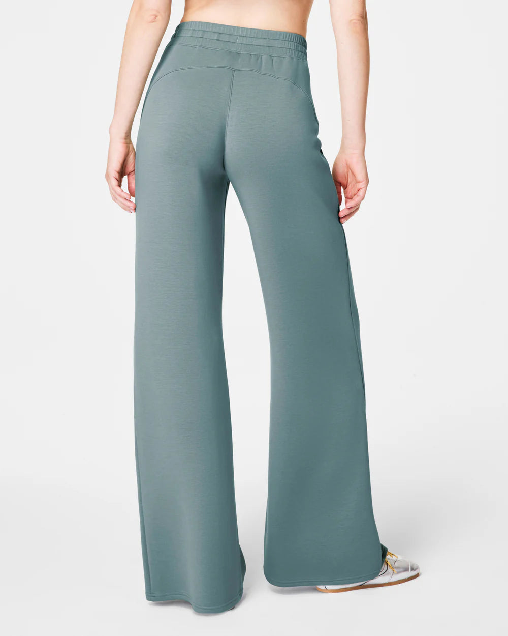 AirEssentials Fenel Wide Leg Pant