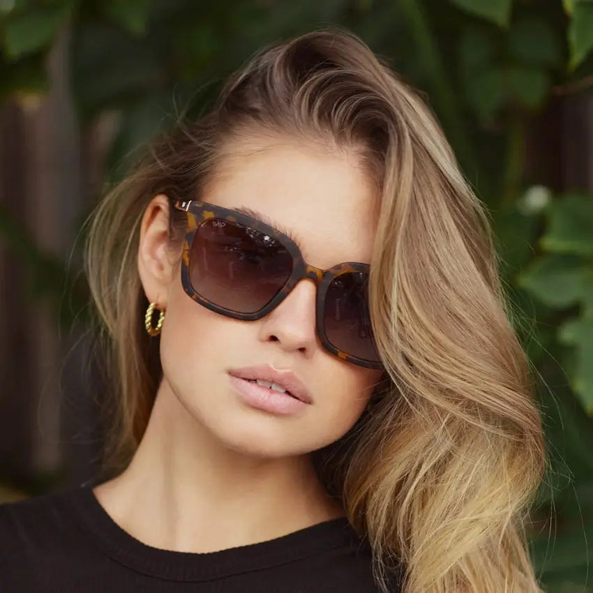 Madison Soft Tortoise / Gradient Brown Lens Polarized Sunglasses