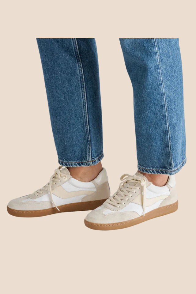 Notice White Dune Sneakers