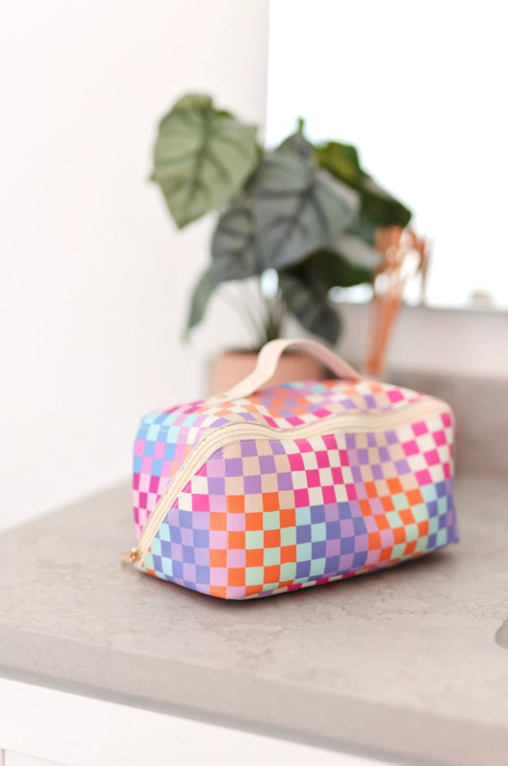 Hold All Make Up Happy Checkered Bag