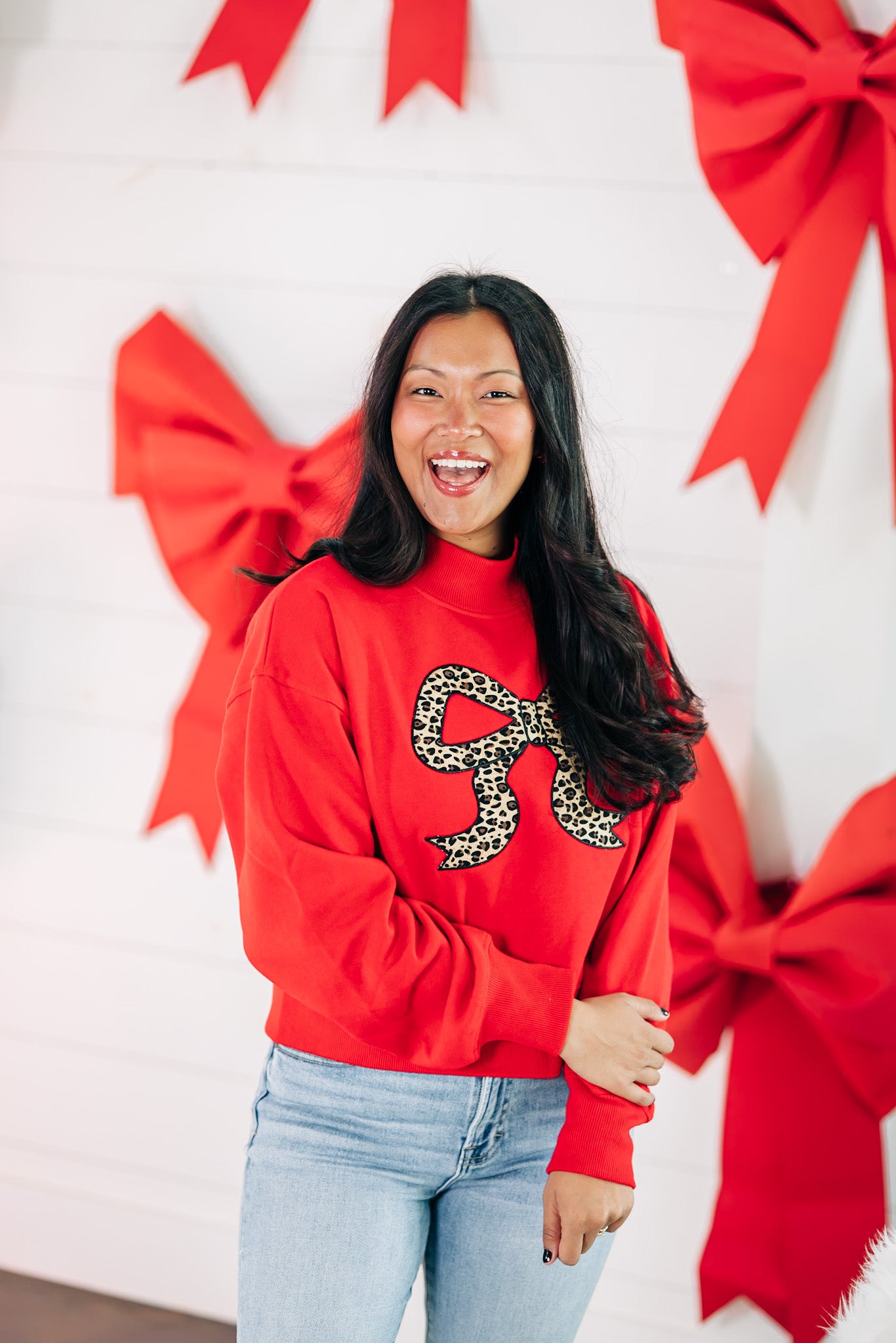 Cheetah Bow-Mas Sweatshirt