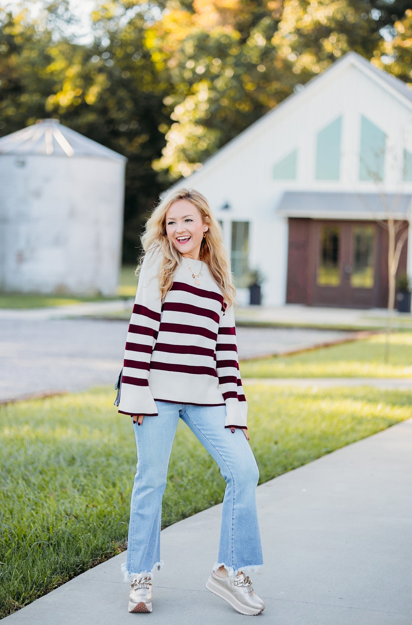 Magda White Beach/Ox Sweater