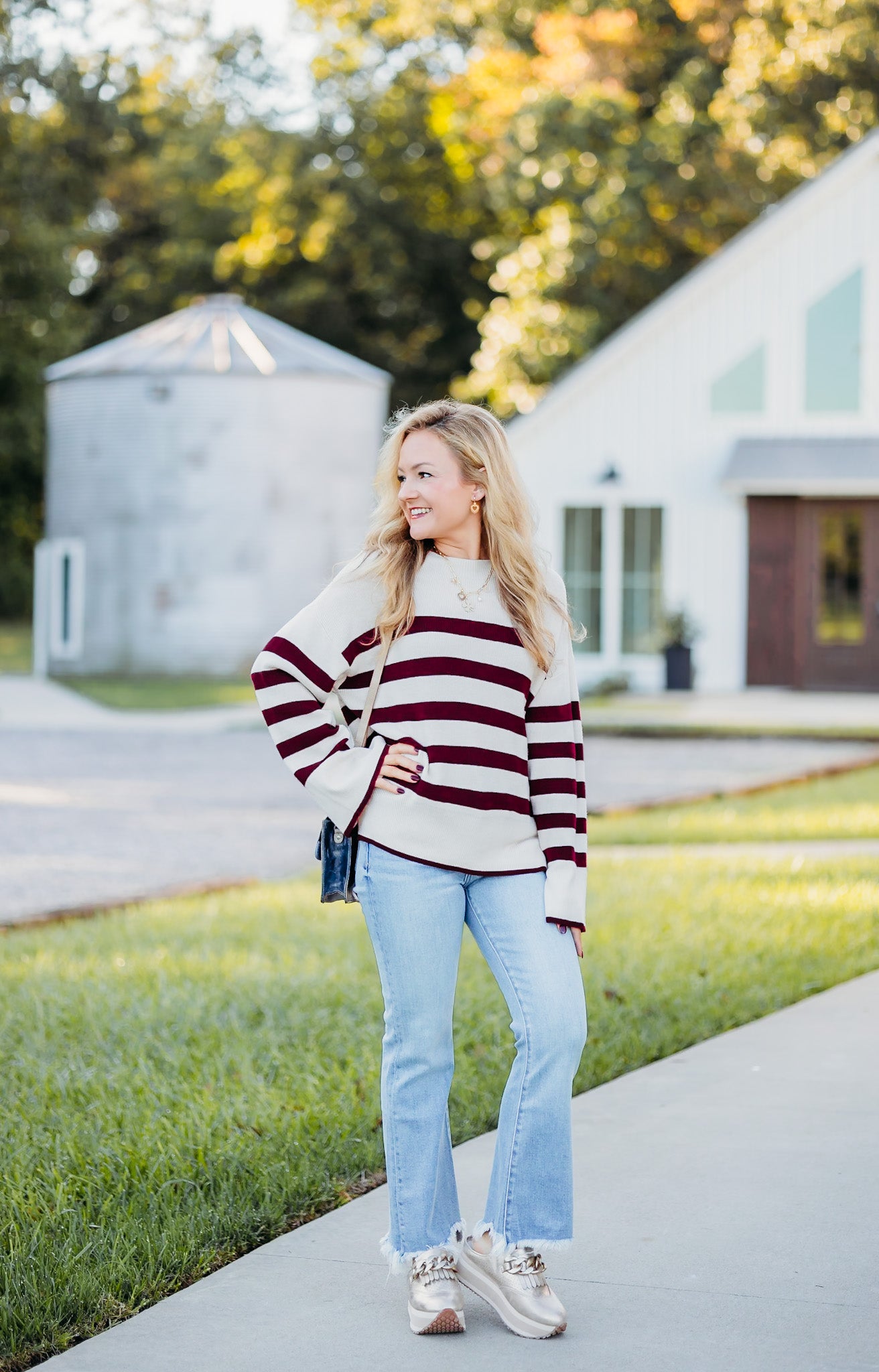 Magda White Beach/Ox Sweater