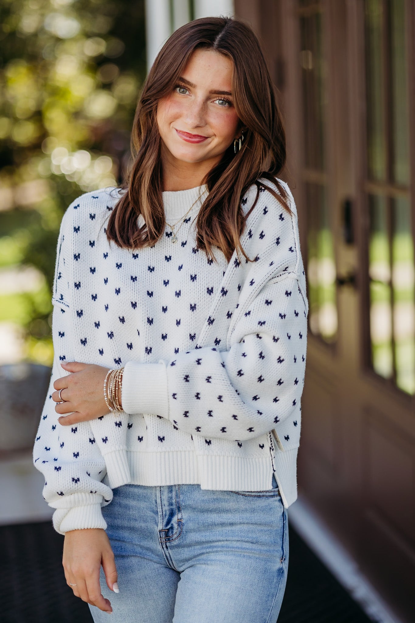 Easy Street Patterned White/Navy Combo Crop