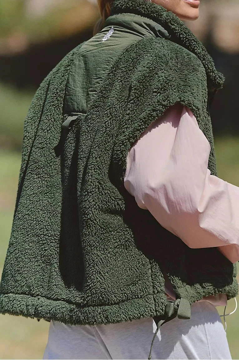 Scout It Out Ivy Fleece Vest