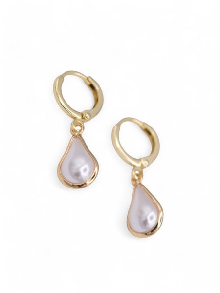 Pearl Gold Drop Earrings